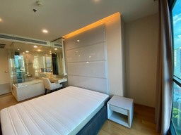 For rent : The Address Sathorn, Near BTS Saint Louis and Chong Nonsi