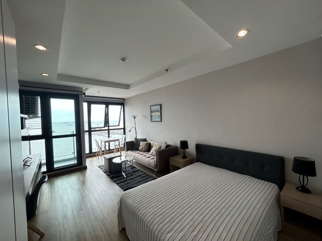 *Good price for rent* Condo Ladda Plus beautiful room fully furnished sea view in the heart of Sriracha