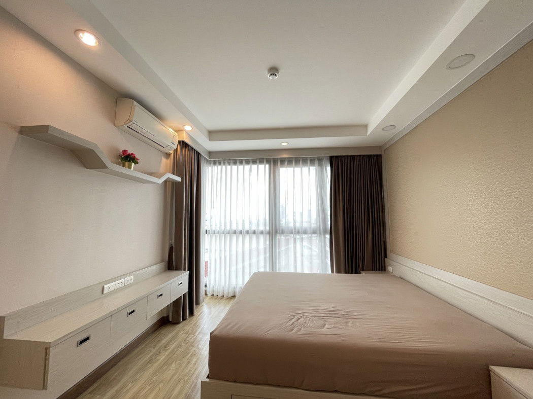 Condo for rent Ladda Plus good location fully furnished The heart of the city of Sriracha convenient to travel