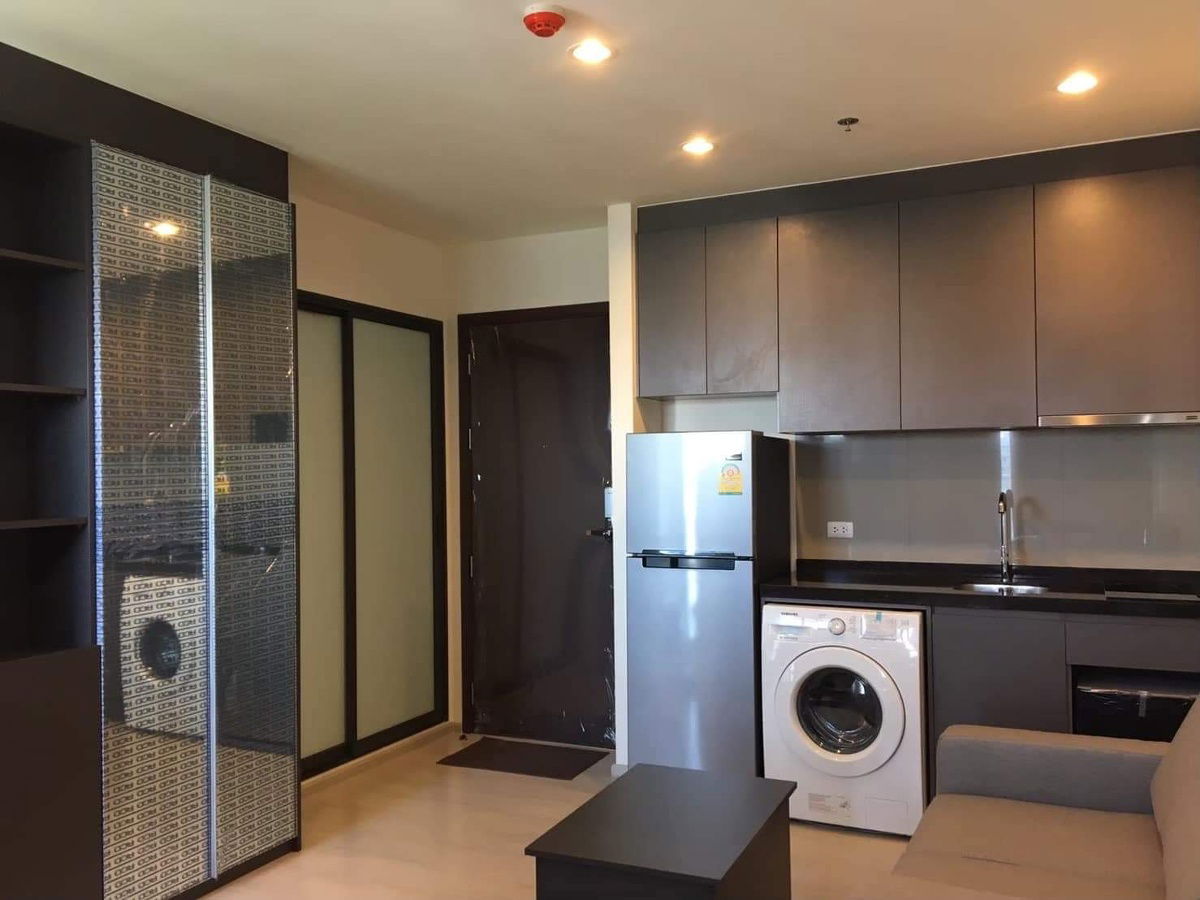 [PB284] Condo for rent Rhythm Asoke