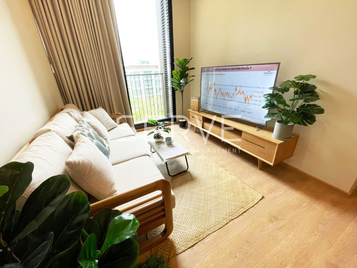 🔥🔥1 Bed Homey Style Nice Room & Nice Location New Condo Close to BTS Phrom Phong 500 m. at Noble Around 33 Condo  / For Rent