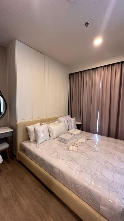 For rent, Keene Center, Sriracha, 35 sqm., High floor, beautiful view, middle of Sriracha, good location, community sources.