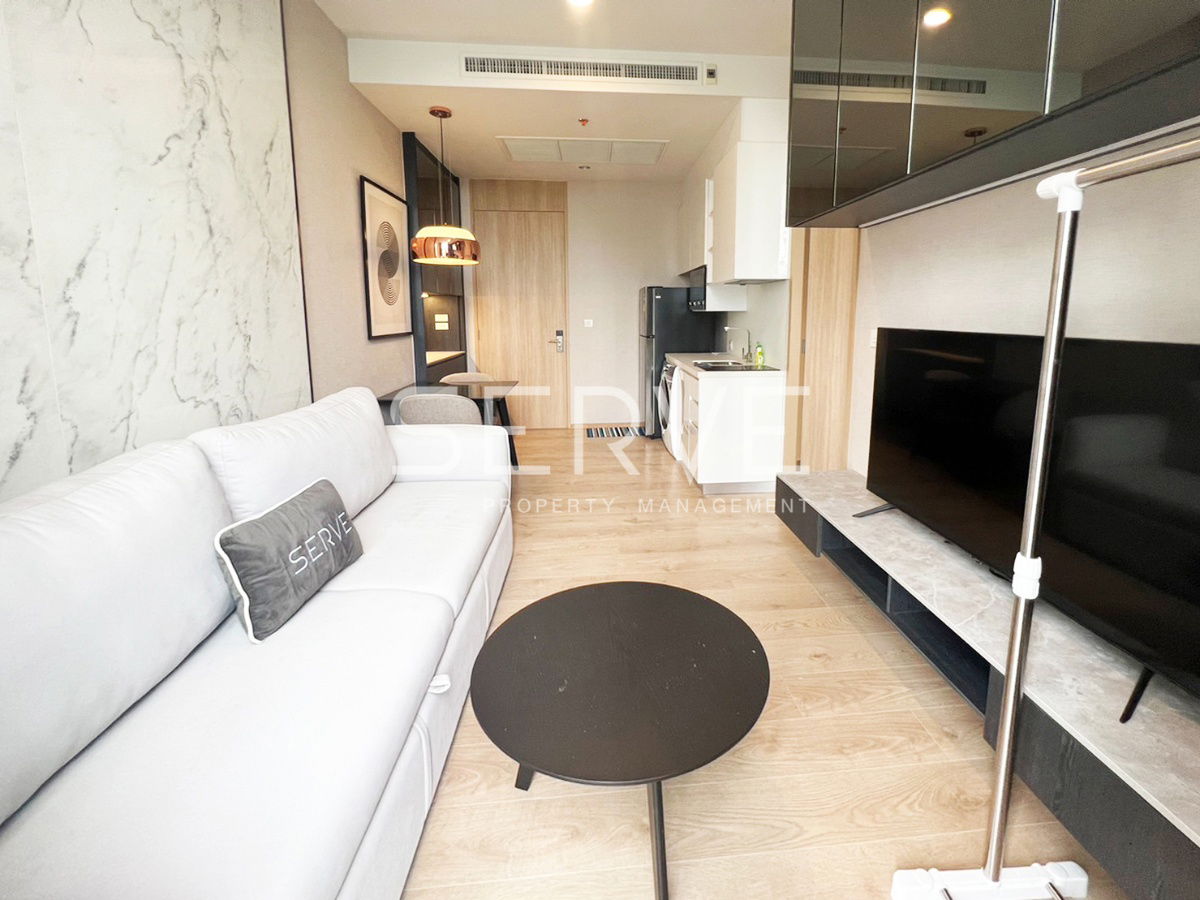 🔥1 Bed Nice Decorate 34.65 sq.m. New Condo Close to BTS Asok & MRT Sukhumvit 550 m. at Noble BE19 Condo / For Rent
