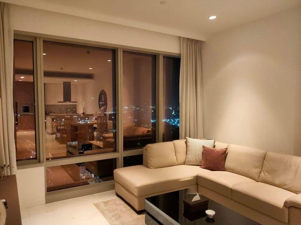 LTH7807 - 185 Rajadamri FOR RENT 2 beds 2 baths size 163.12 Sq.M. Near BTS Rajadamri station ONLY 160k/Month