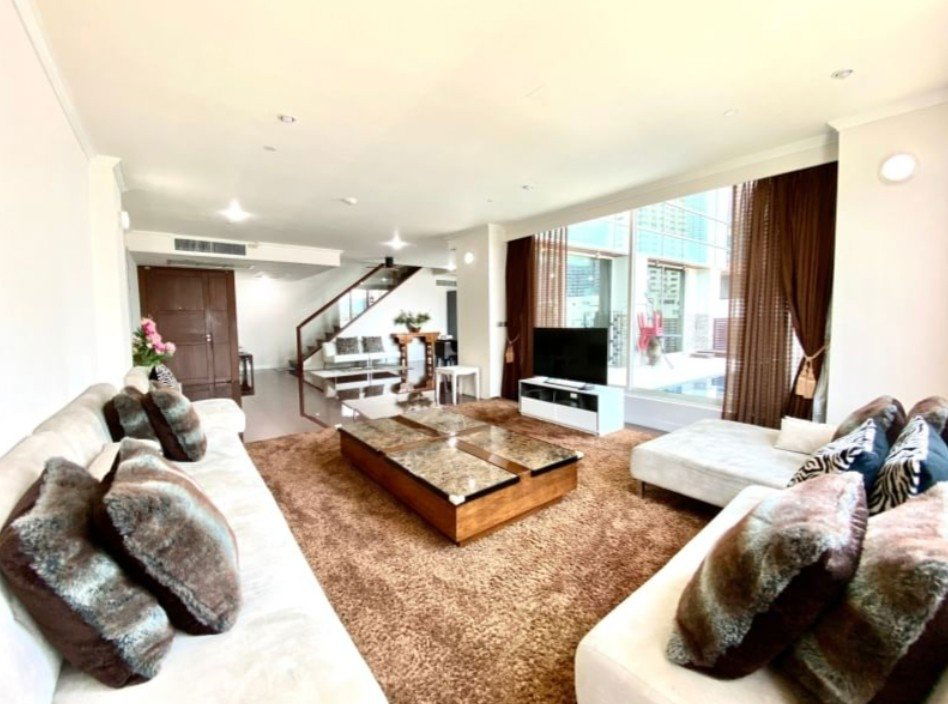 LTH8143 – ให้เช่าคอนโดมิเนียมซุปเปอร์ลักชัวรี เลอ รัฟฟิเน่ สุขุมวิท 31 3 ห้องนอน 4 ห้องน้ำ ขนาด 350 ตร.ม.