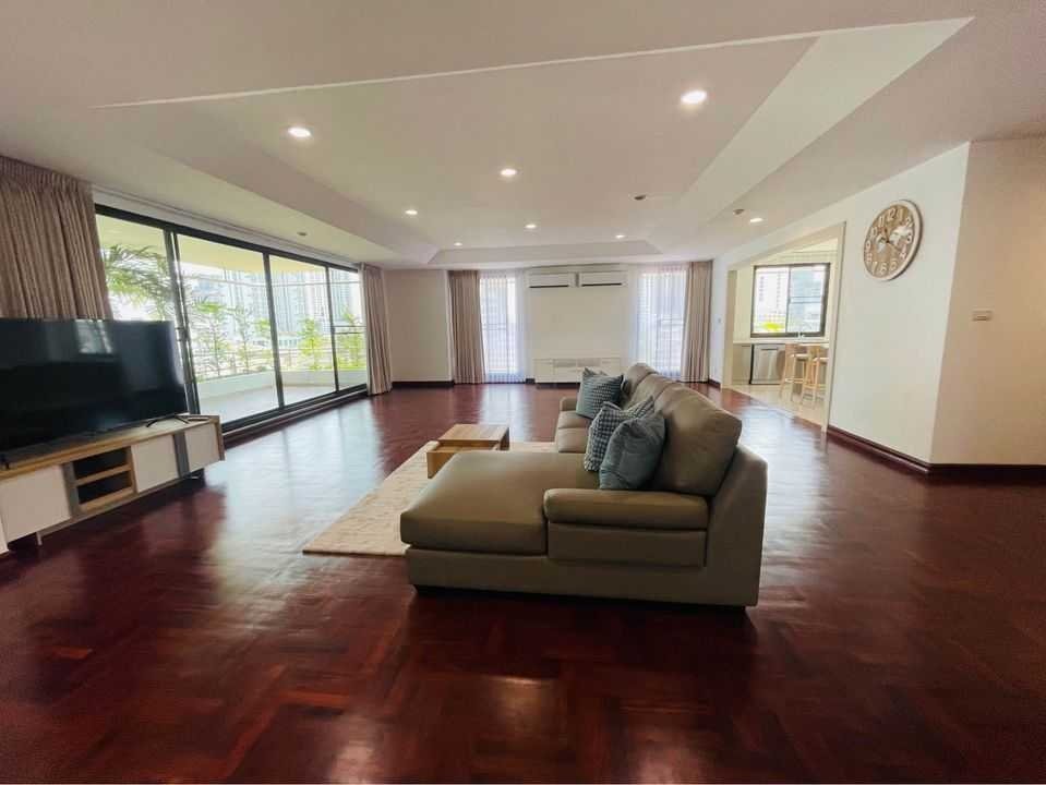 LTH8695 – PR Home 3 FOR RENT 3 beds 4 baths size 300 Sq.M. near BTS Phrom Phong station ONLY 120k/month