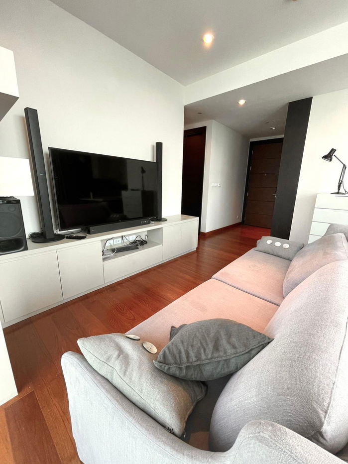 LTH8530 – ORIENTAL RESIDENCE BANGKOK FOR RENT 2 beds 2 baths size 114 Sq.M. Nearby BTS Phloen Chit Station ONLY 100k/month