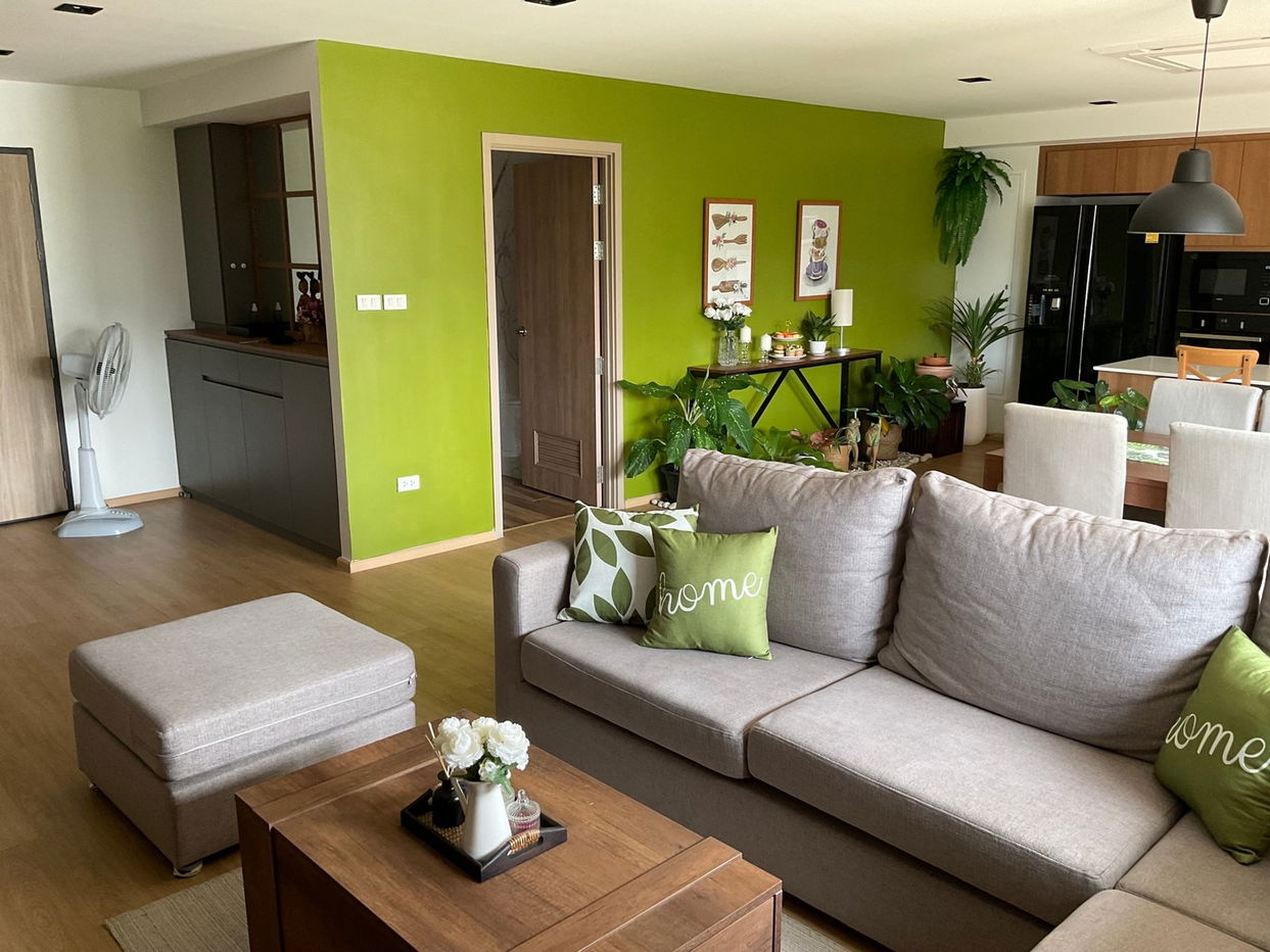 LTH7414 – Pet friendly Apartment in Thonglor FOR RENT 3 beds 3 baths size 150 Sq.M.Near BTS Thonglor station ONLY 100k/month