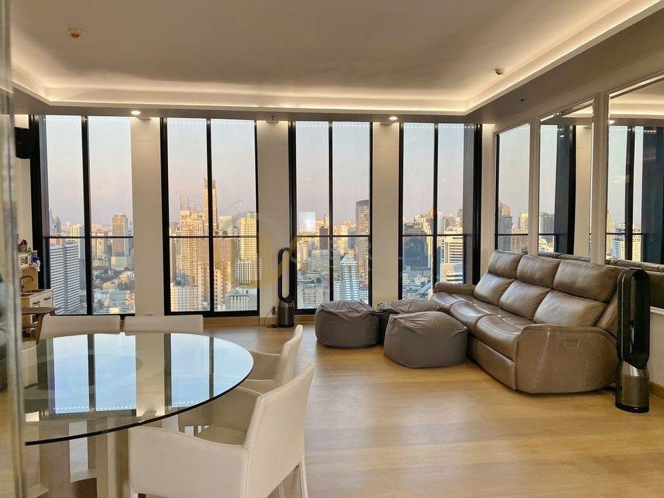 LTH1908 - Noble Ploenchit 出租 3 床 3 浴室 面积 176 平方米