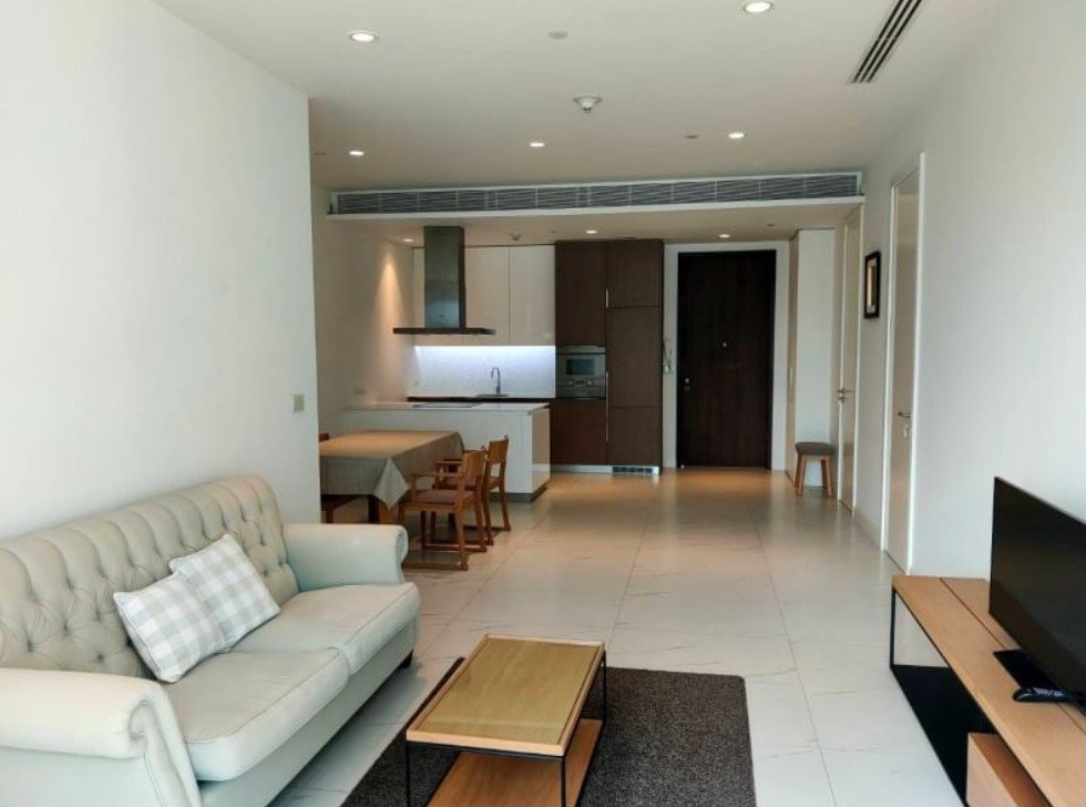 LTHC6785 โ€“ 185 Rajadamri FOR RENT 2 beds 2 baths Size 102 Sq.M.Near BTS Ratchadamri stations ONLY 110k/month