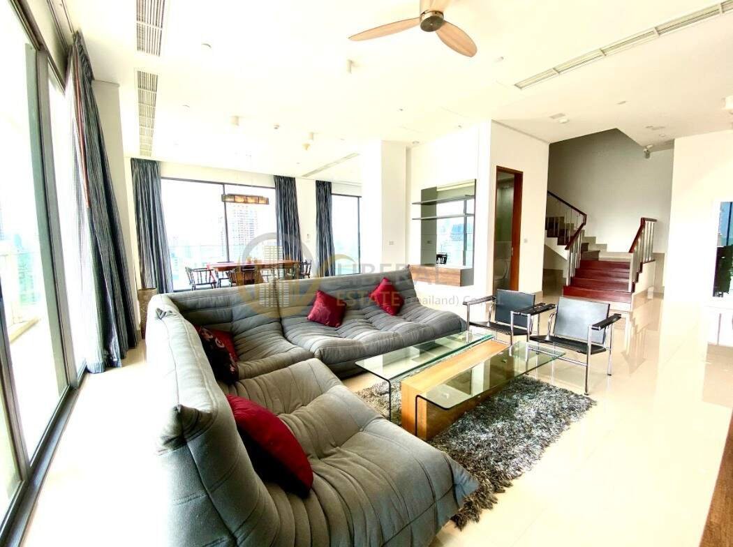 LTH3252 - Luxury Duplex with Private Pool Le Raffine Sukhumvit 39 FOR RENT 3 beds size 393.8 Sq.M. BTS Phrom Phong Station ONLY 200k /Month