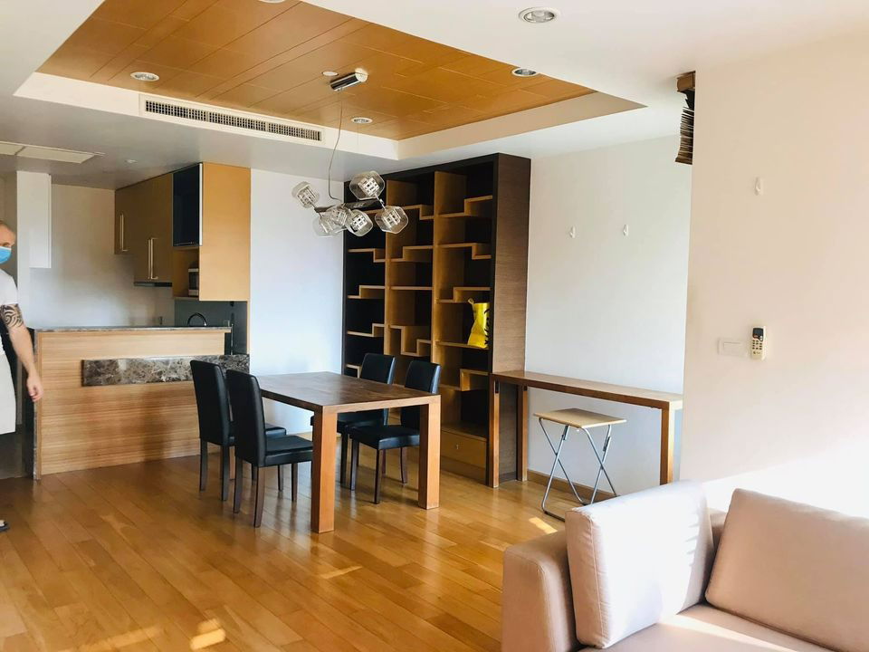 LineID : @Habitant (with@ Ahead) Sathorn Gardens Near BTS Chongnonsi Available!!