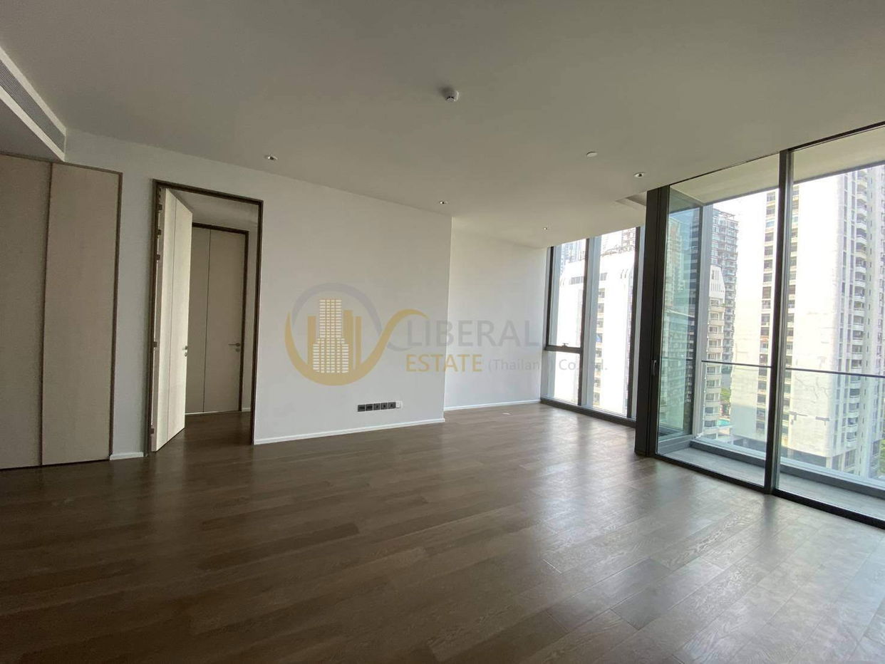 LTH1455 โ€“ Kraam Sukhumvit 26 FOR RENT 108 SQ.M. 2 Bedrooms 2 Bathrooms near BTS Phormphong  Station ONLY 110K THB / MONTH