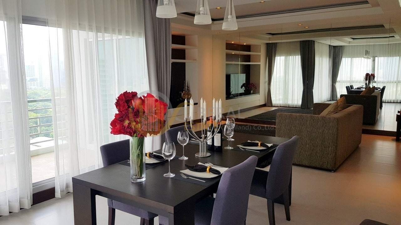 LTH1017 โ€“ Royal Residence Parkย  FOR RENT 220 SQ.M. 3 Bedrooms 3 Bathrooms near BTS Ploenchit Station only 150k THB /month