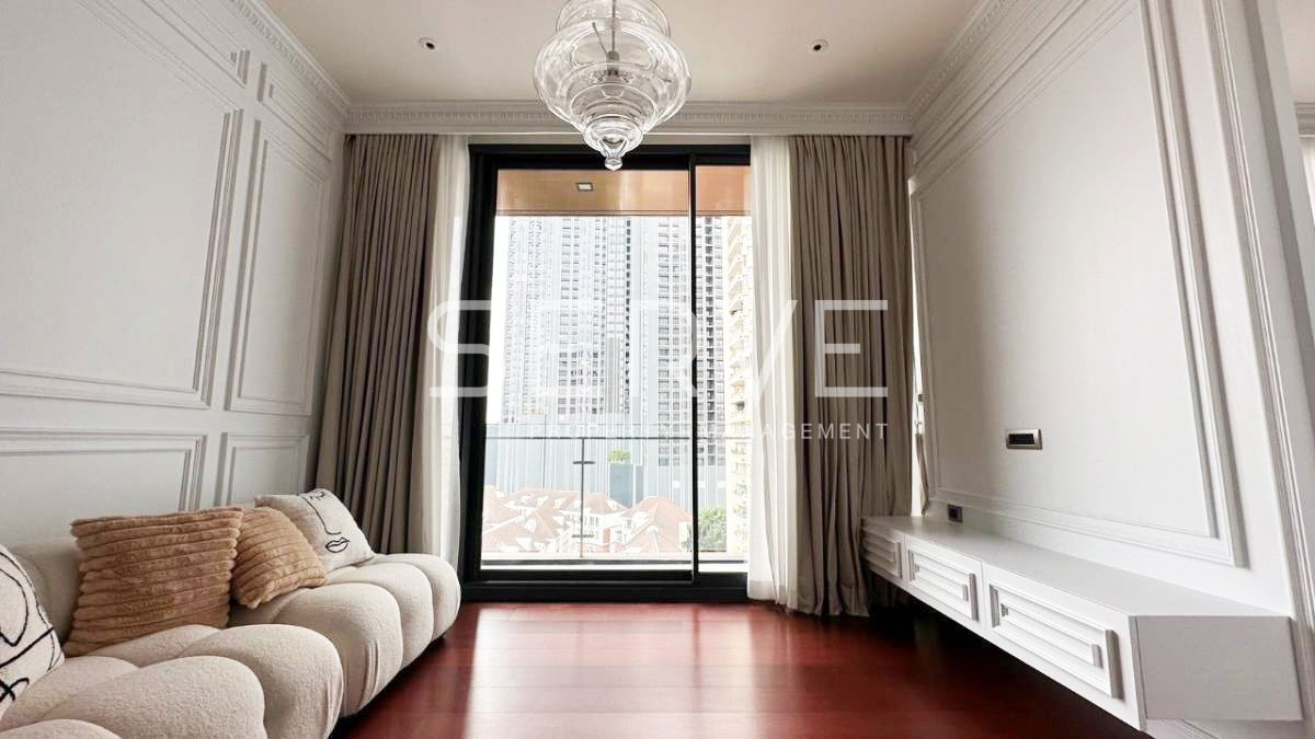 1 Bed with Bathtub Luxury Style High Fl. 10+ Good Location BTS Thong Lo 1.4 Km. at KHUN by YOO Condo / For Rent
