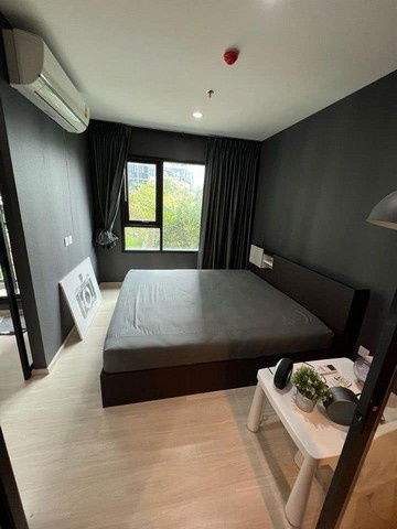 For rent Life asoke near MRT Phetchaburi