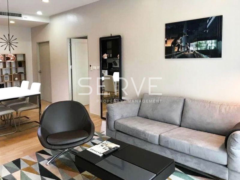 Corner unit 2 Beds with Bathtub High Fl. 15+ Good Location BTS Ekkamai 200 m. at Noble Reveal Condo / For Rent