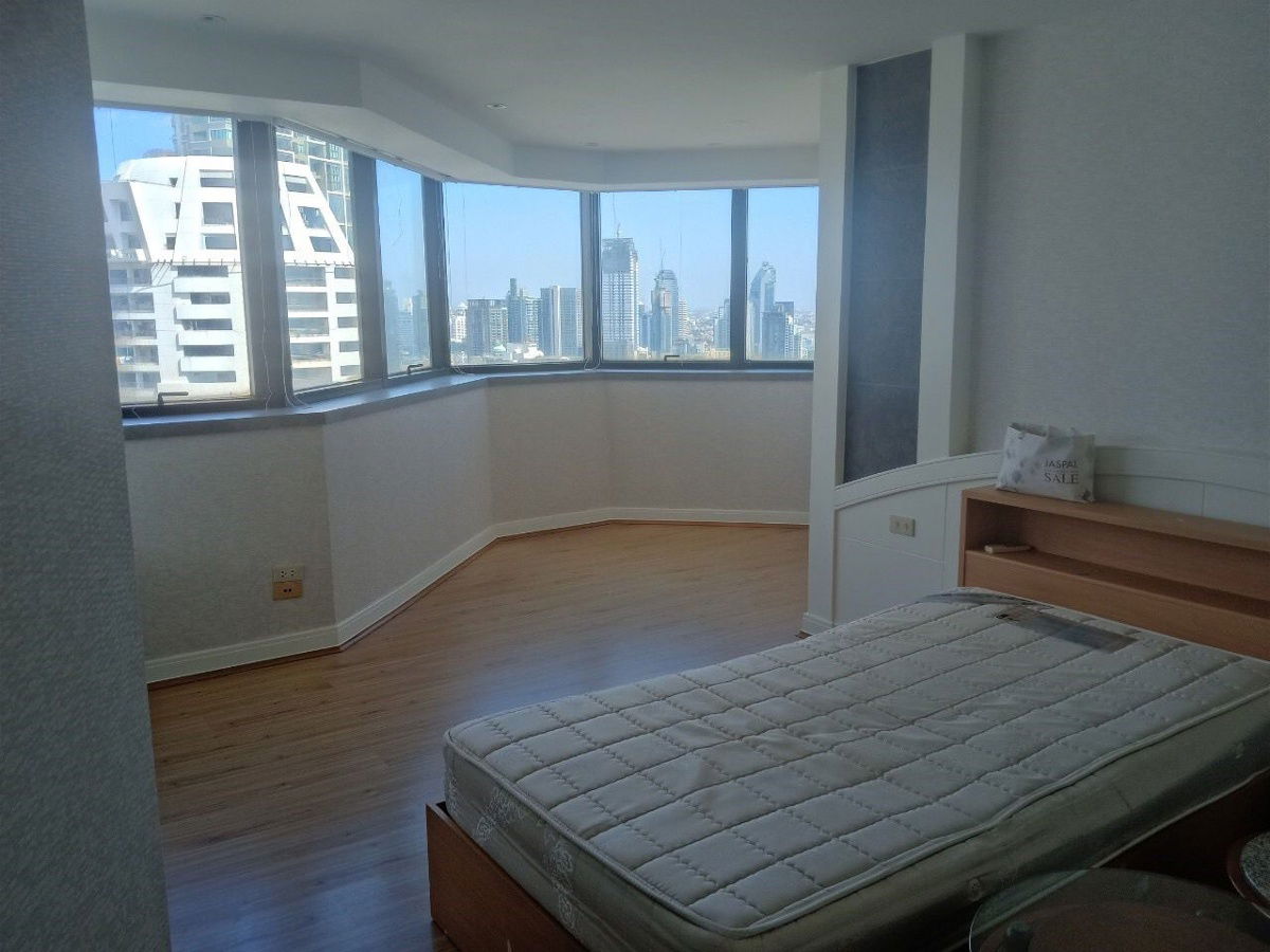 For rent The President Park View Towers ready to move in (S05-3243)