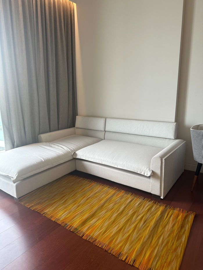 for rent Khun By Yoo. 1bed 54sqm. Line id: @pfagent