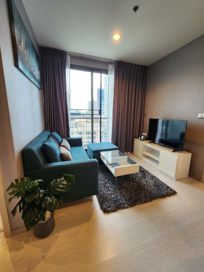 Rhythm Sukhumvit 42      Size 56 sq m.  2 bedrooms, 2 bathrooms  1 kitchen