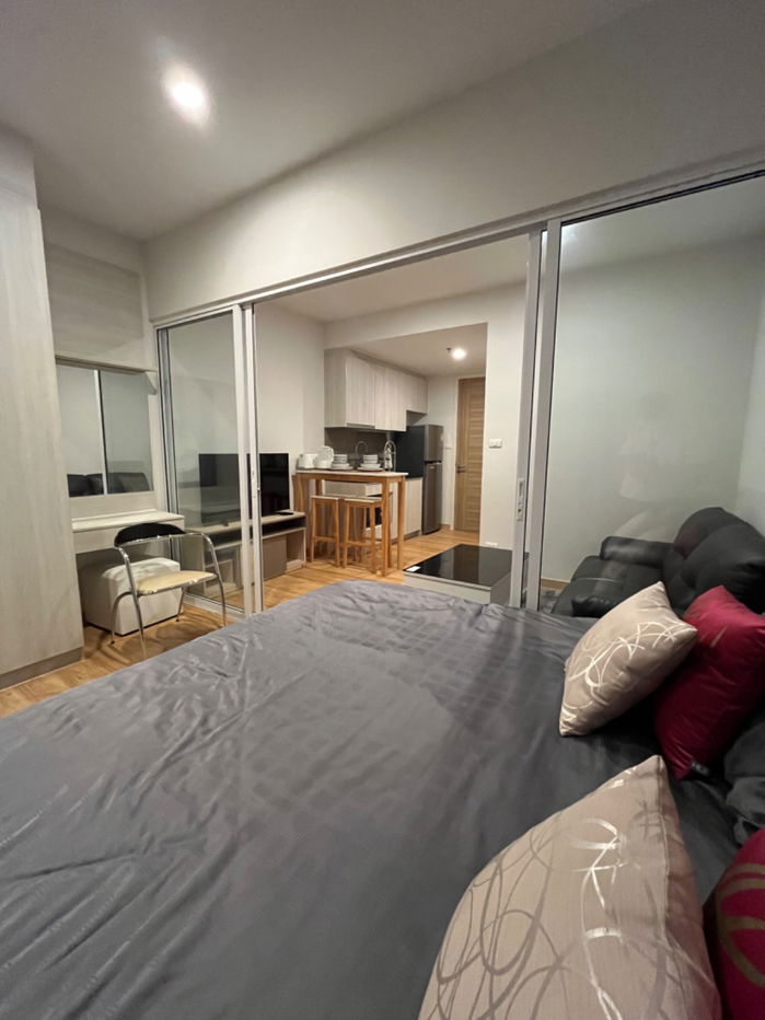 ชั้น 18 วิวภูเขา ห้องขนาด 35 ตารางเมตร ห้องสภาพใหม่ เฟอร์ครบ เครื่องใช้ไฟฟ้า เพียง 8,000 บาท/เดือน!!!