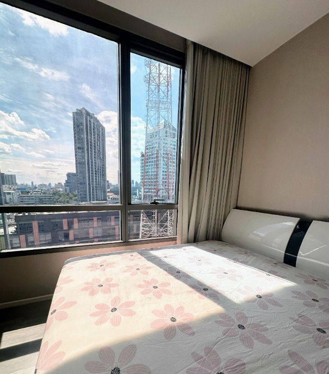 Condo for rent in The Room Sukhumvit 69 (BTS Phrakhanong Station) (SA-01)