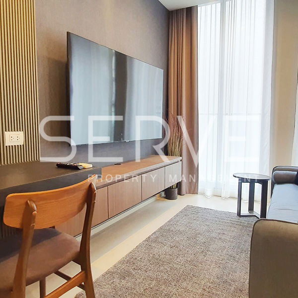 Nice Studio with Partition Garden view Perfect Location BTS Phloen Chit at Noble Ploenchit Condo / Condo For Rent