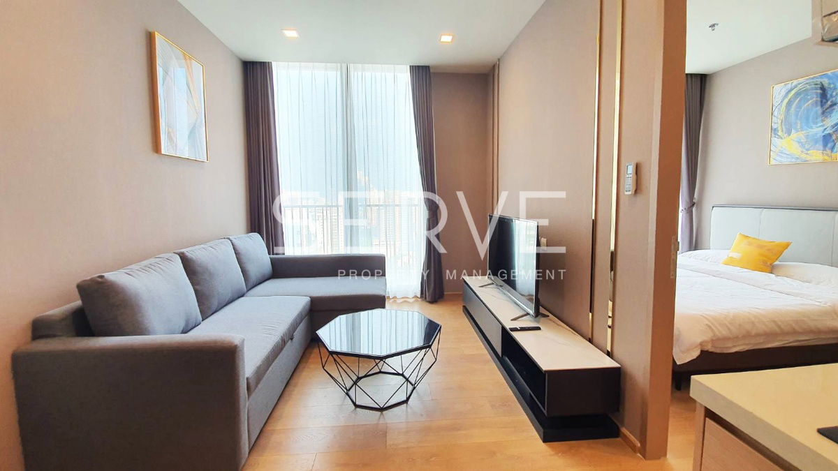 Nice Room 1 Bed High Fl. 20+ Good Location  Close to BTS Phrom Phong 500 m. at Noble Around 33 Condo / Condo For Rent