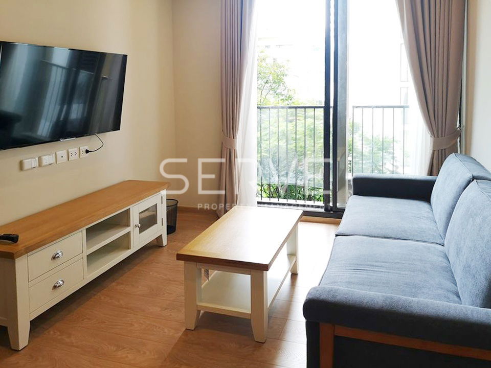 Large Room 1 Bed Good Location Close to BTS Phrom Phong 500 m. & The Emporium at Noble Around 33 Condo  / Condo For Rent