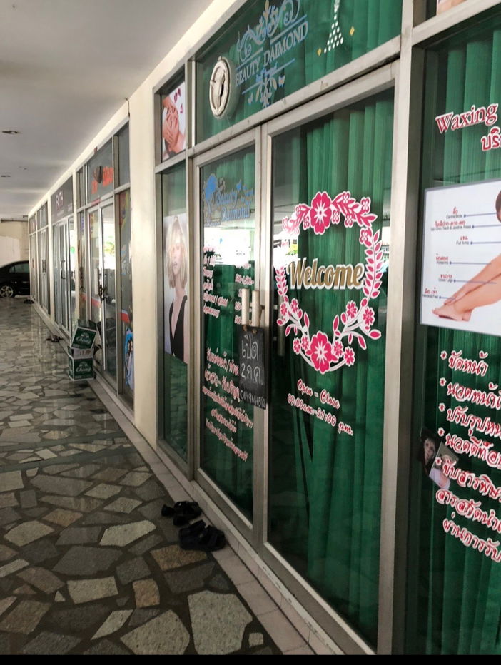 Sale Royal Tower 3 Or make an office near BTS Saphan Khwai.contact Line @841qqlnr