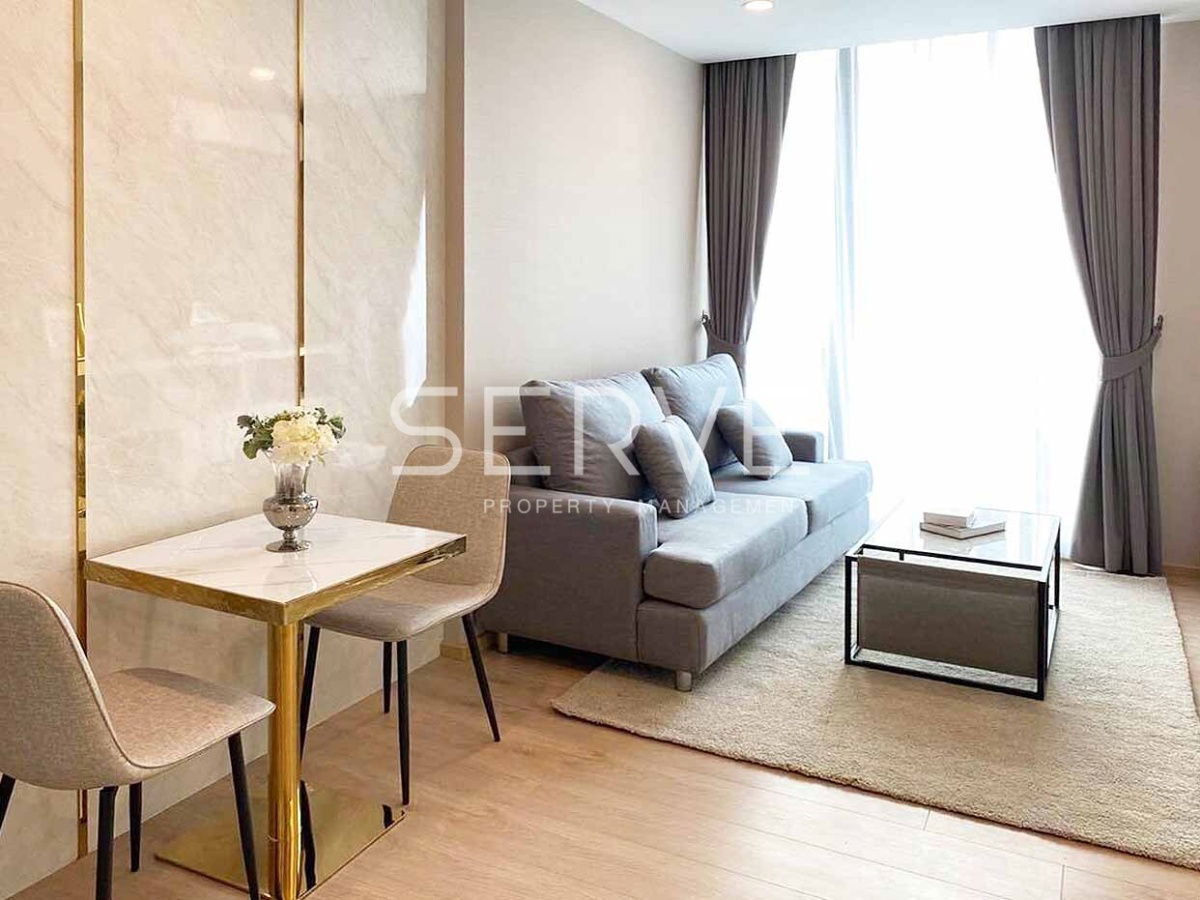 尼斯客房 1 床单元，带花园景观公寓，位于阿索克区 BTS Asok 和 MRT Sukhumvit 550 m。