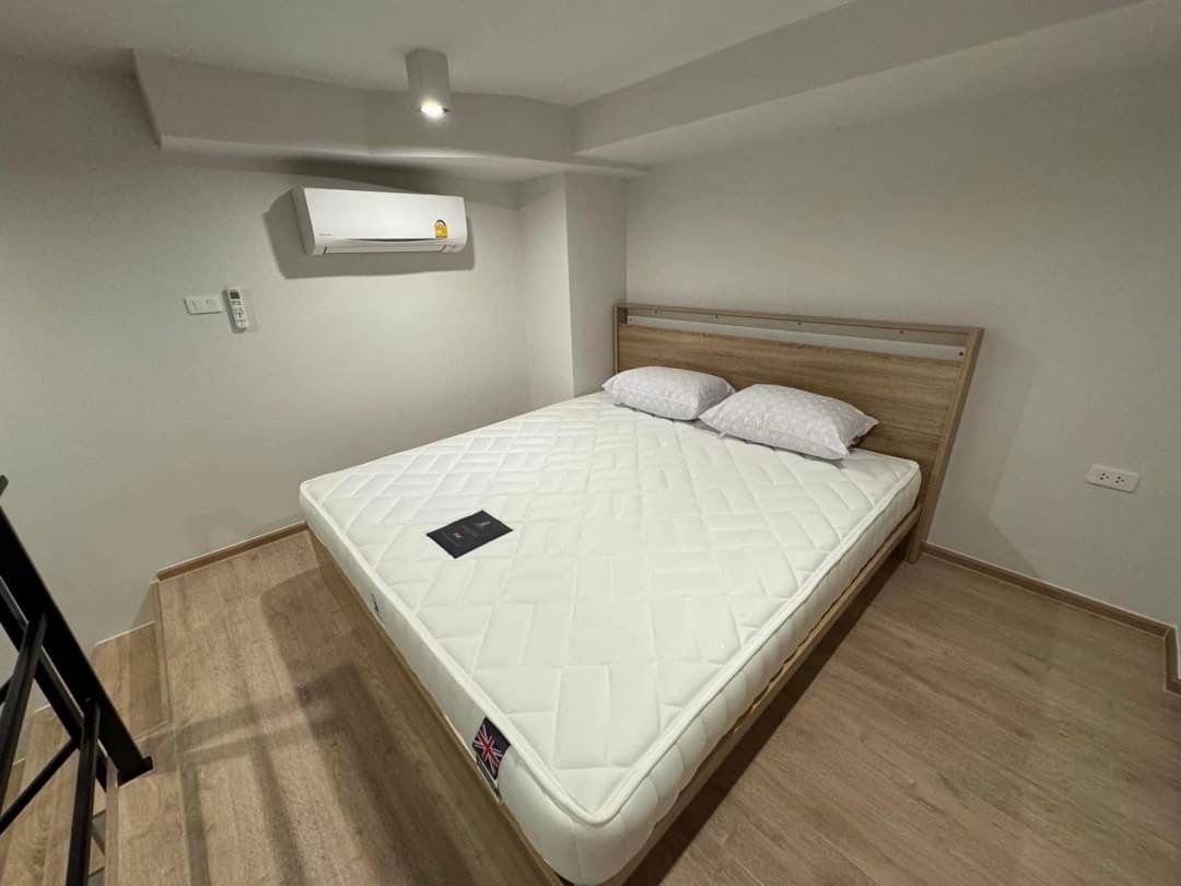 IDEO Rama 9 - Asoke Full Furnitured and electrical