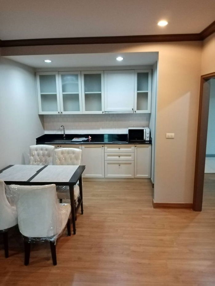 The Reserve Kasemsan 70 sq.m. 14 MB Eng 中 日 Please add LINE ID @806qphgn o8415o5483