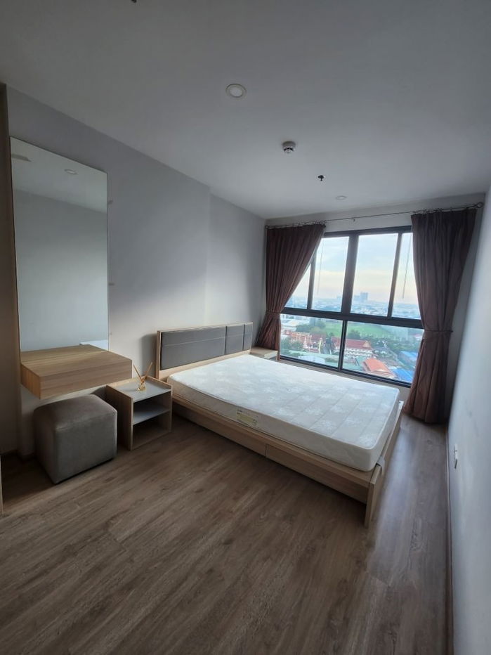 ideo o2 1 bed  for rent high floor