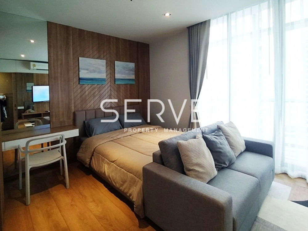 Nice Room Studio with Partition 32.77 sq.m. Shuttle bus to BTS Phrom Phong 650 m. / For Rent-Park 24