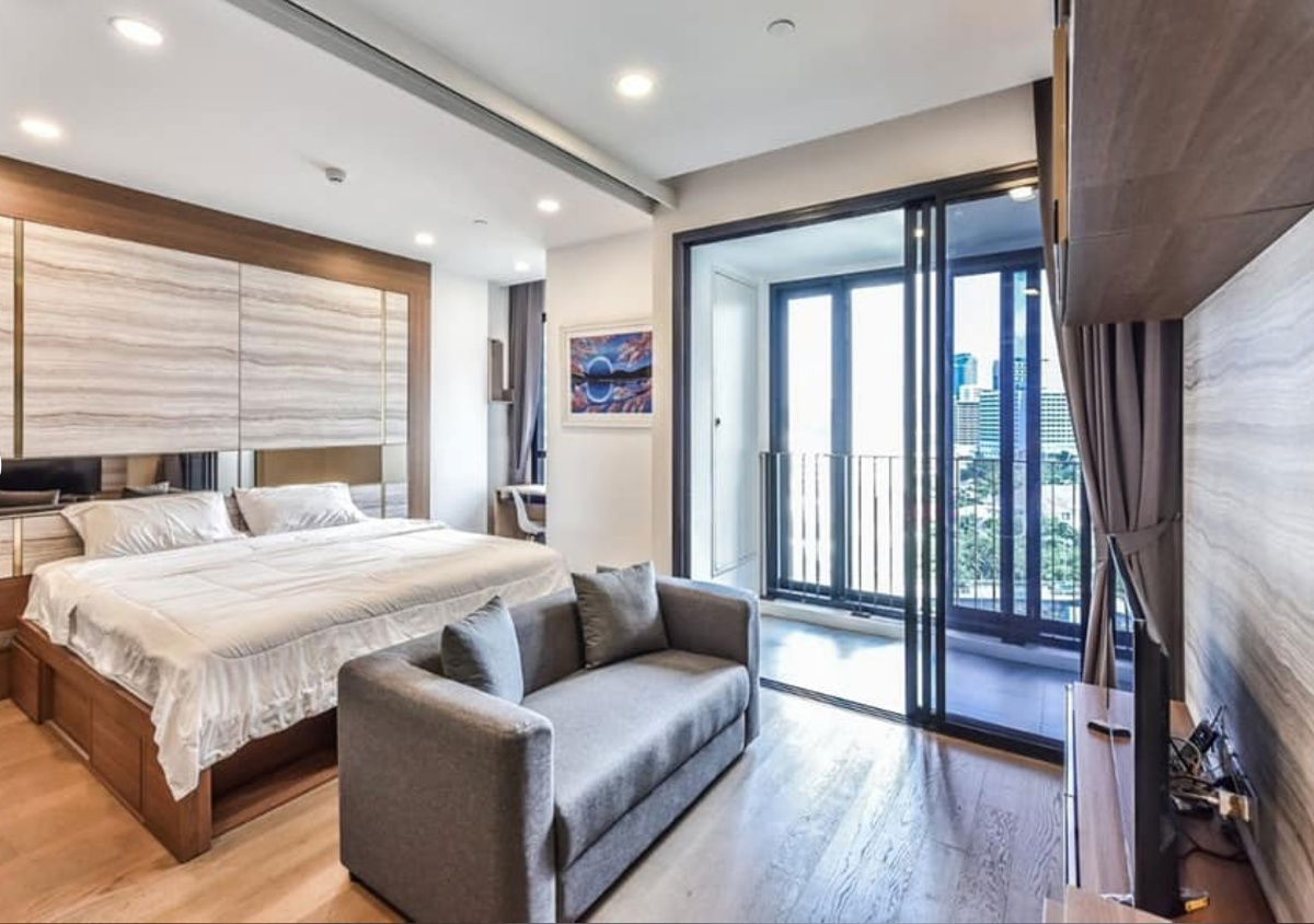 for rent Ashton Chula-Silom. 1bed 34sqm. Line id: @pfagent