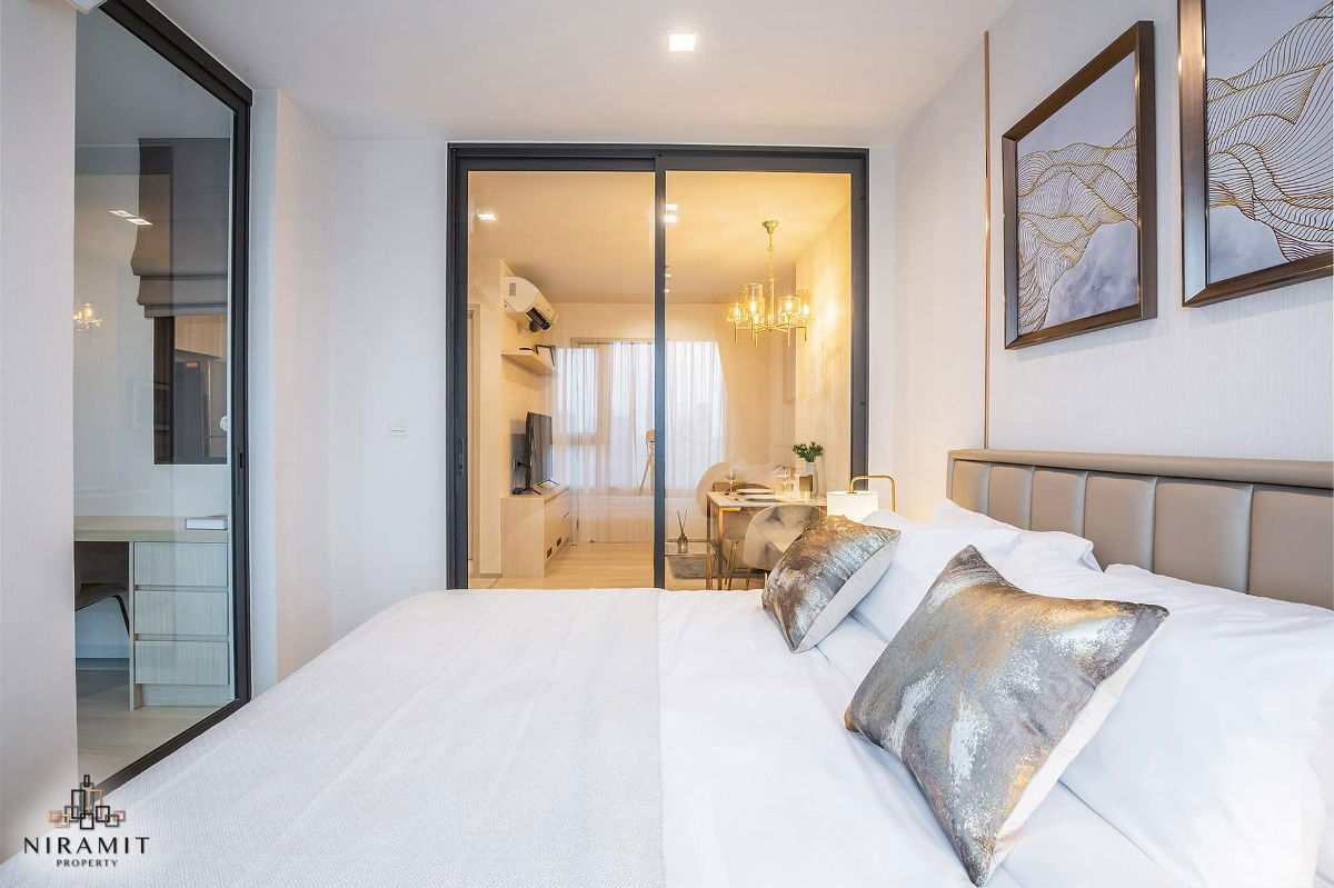 Modern Room!!! Life One Wireless 1B1B LineID : @RizzEstate (with@)