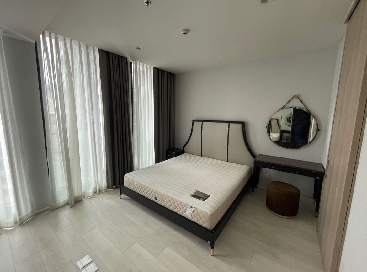 For rent Noble PloenChit , High floor, near BTS Ploen Chit, LH-RW3574