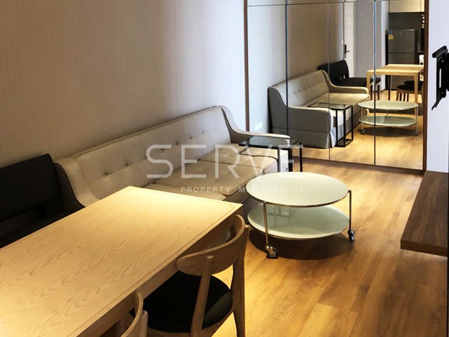 Nice Combined 2 Bed 2 Bath 57.41 sq.m. Unit with North Side Shuttle bus to BTS Phrom Phong at Park 24 Condo / For Rent