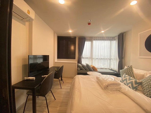 For rent XT Huaikhwang near MRT Huaikhwang