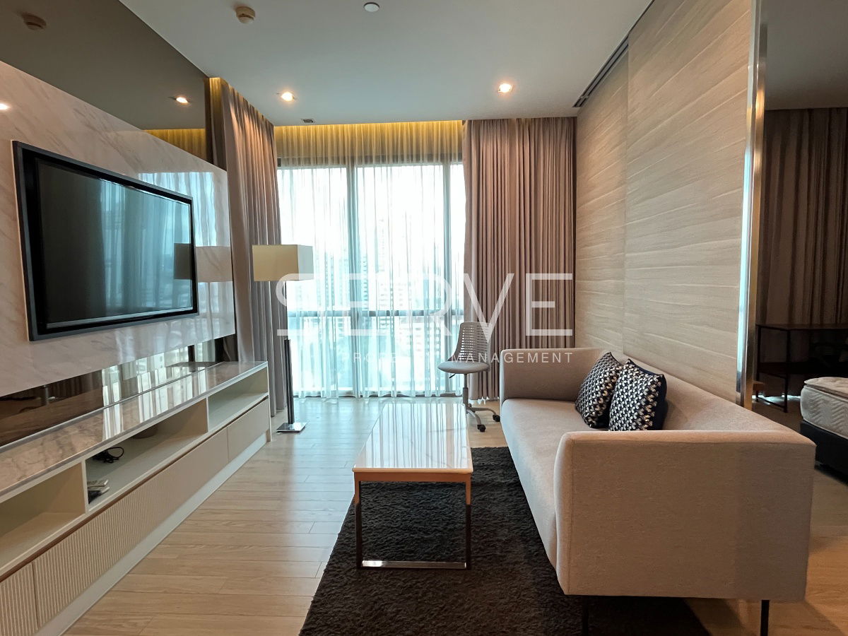 Condo For Rent The Room Sukhumvit 21 1 Bed 1 Bath with Bathtub Nice Room & Good Location