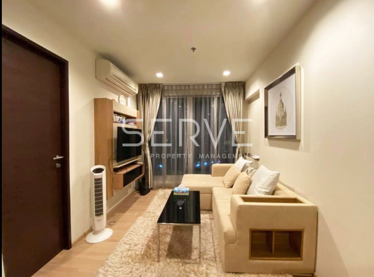1 Bed with Bathtub Good Location BTS Saphan Taksin station 340 m. at Rhythm Sathorn Condo / Rent