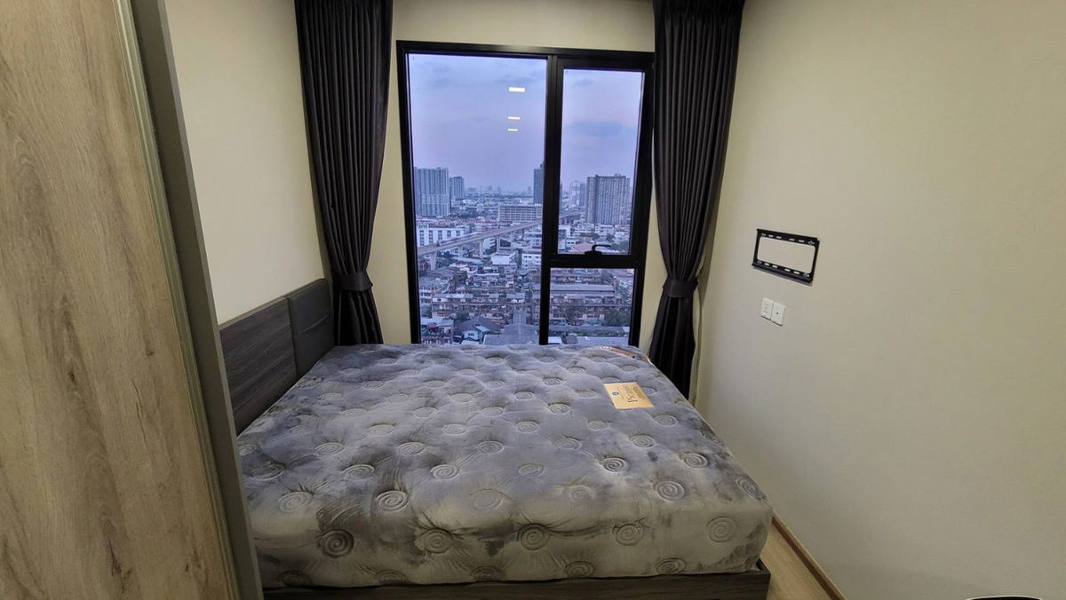 T1463 Condo for rent The Privacy Taopoon Interchange, beautiful room, fully furnished, special price.