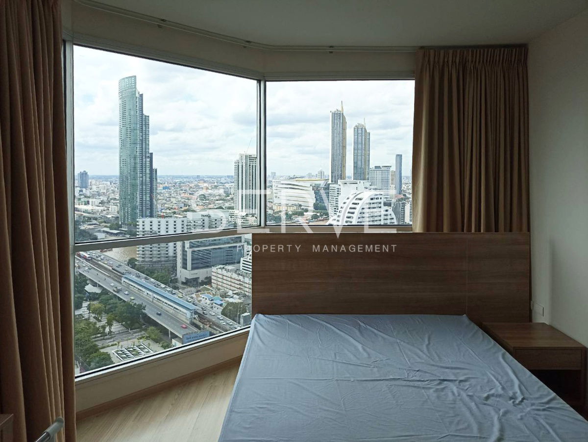 1 Bed High Fl. 25+ Good View & Good Location BTS Saphan Taksin station 340 m. at Rhythm Sathorn Condo / For Rent