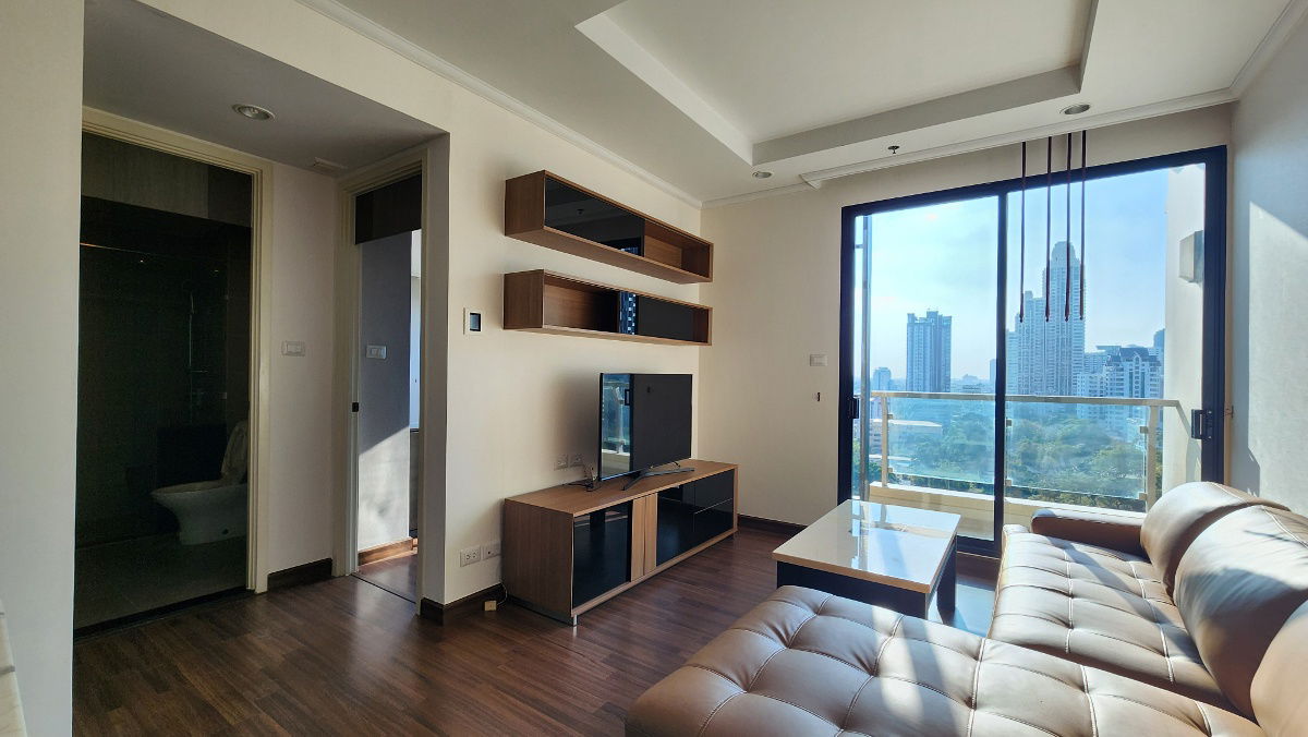 Supalai Elite Sathorn-Suanplu | 2 Bedrooms for rent Corner unit Nice View and Good Price