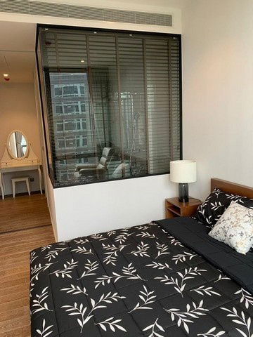 For rent Muniq Langsuan near BTS Chidlom, BTS Ploenchit