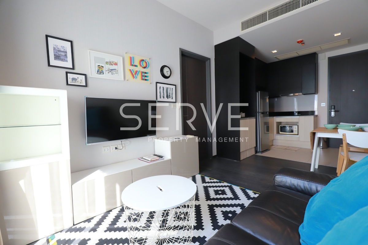 Condo For Rent Edge Sukhumvit 23 Good Location BTS Asok 250 m. & MRT Sukhumvit 200 m.