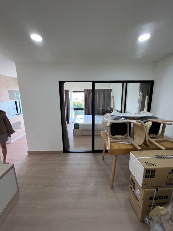 For rent condo ready to move in