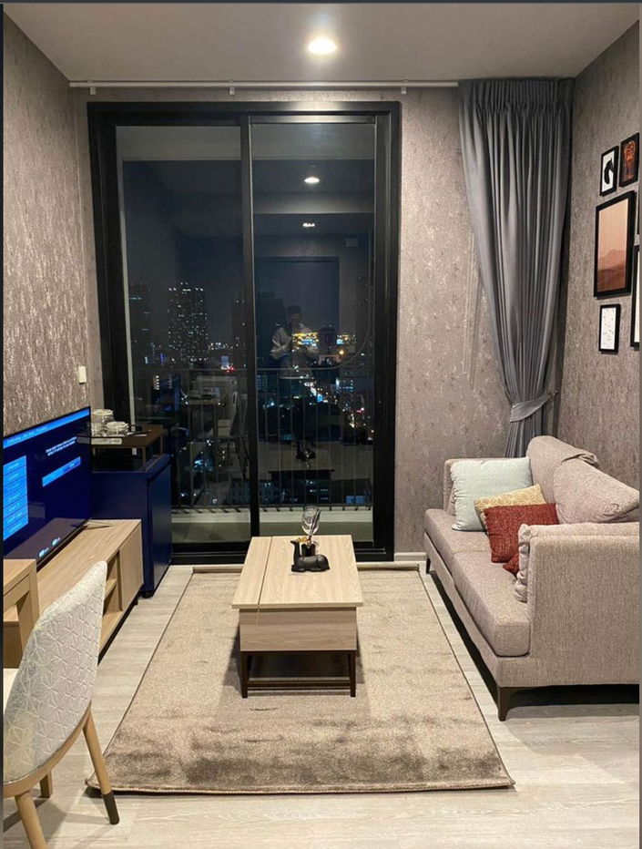 for rent XT Ekkamai. 1bed 30sqm. Line id: @pfagent