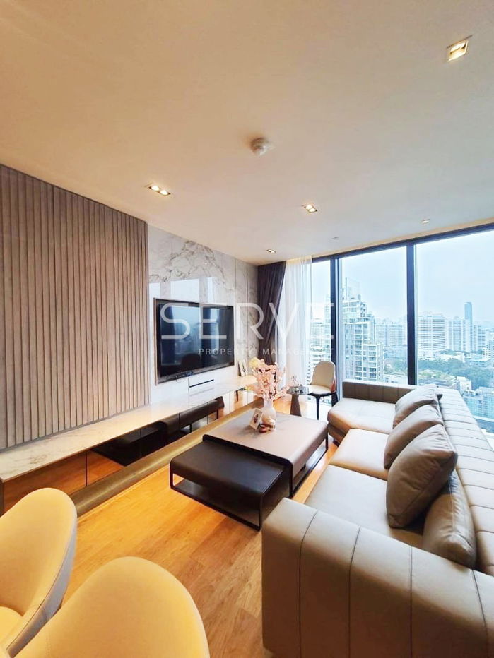 Nice Decorate 3 Beds with Bathtub Luxury Condo Good Location BTS Thong Lo 250 m. & BTS Phrom Phong at Beatniq Sukhumvit 32 Condo / For Rent